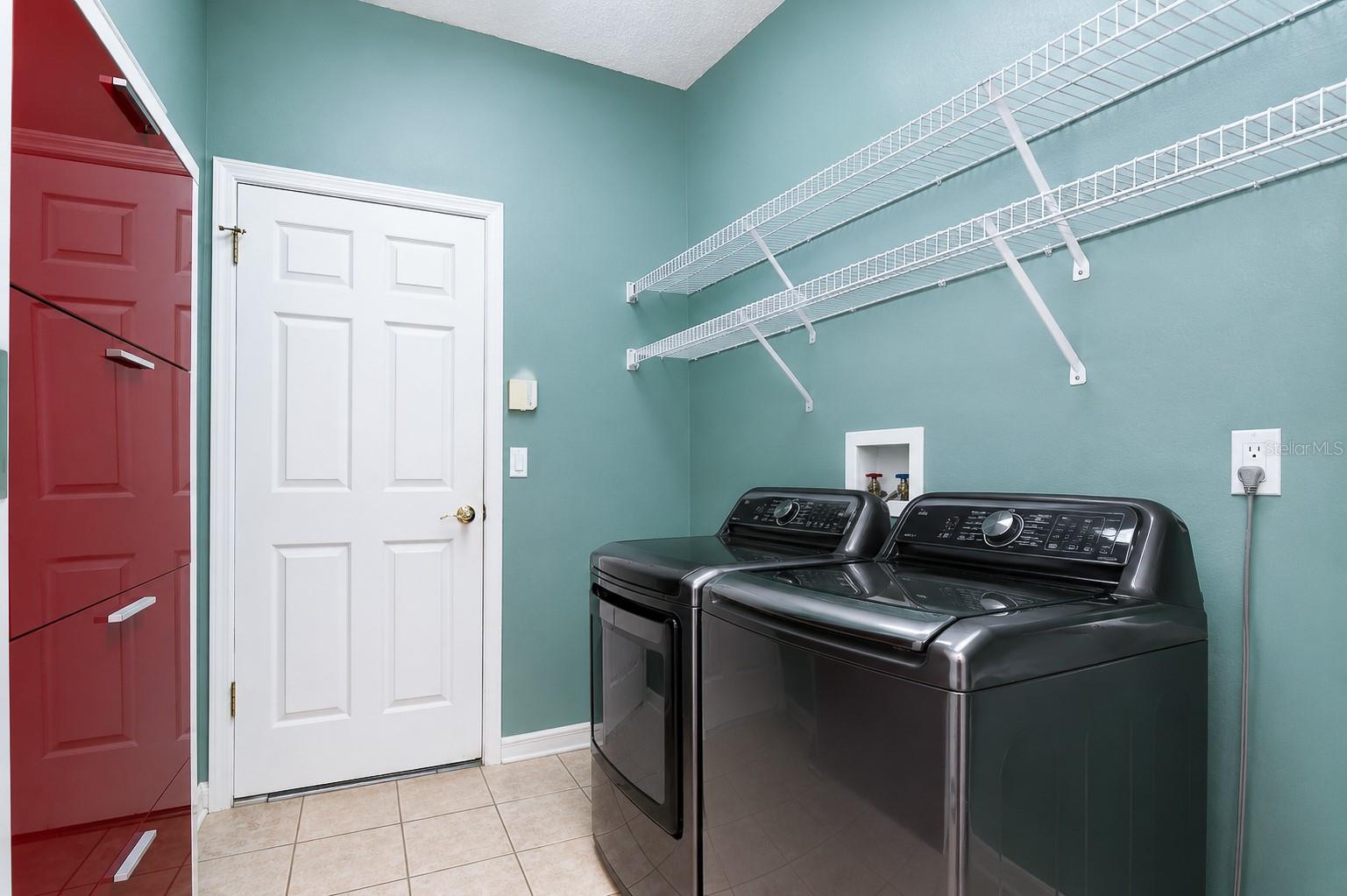 BLOOMINGDALE - Residential
