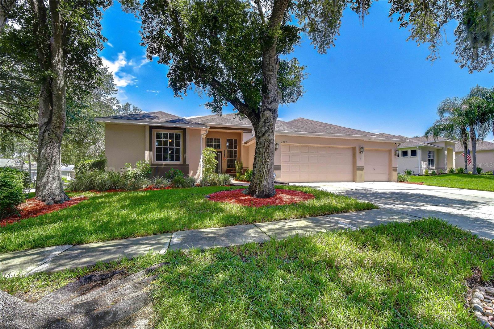 BLOOMINGDALE - Residential