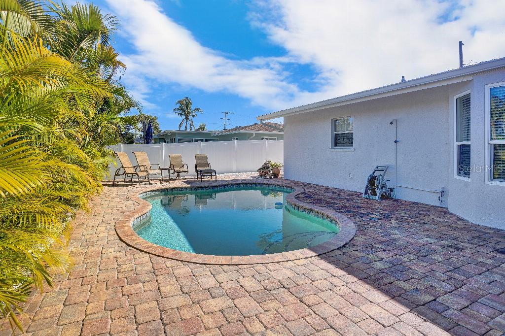 FLAMINGO CAY SECOND UNIT - Residential