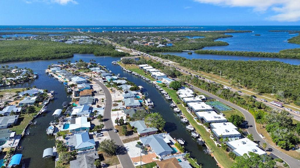 FLAMINGO CAY SECOND UNIT - Residential