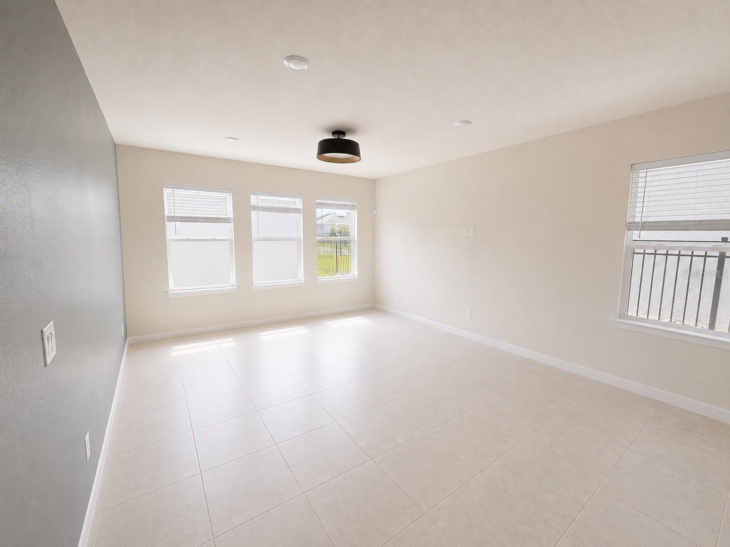 WINDING MDWS - Residential Lease