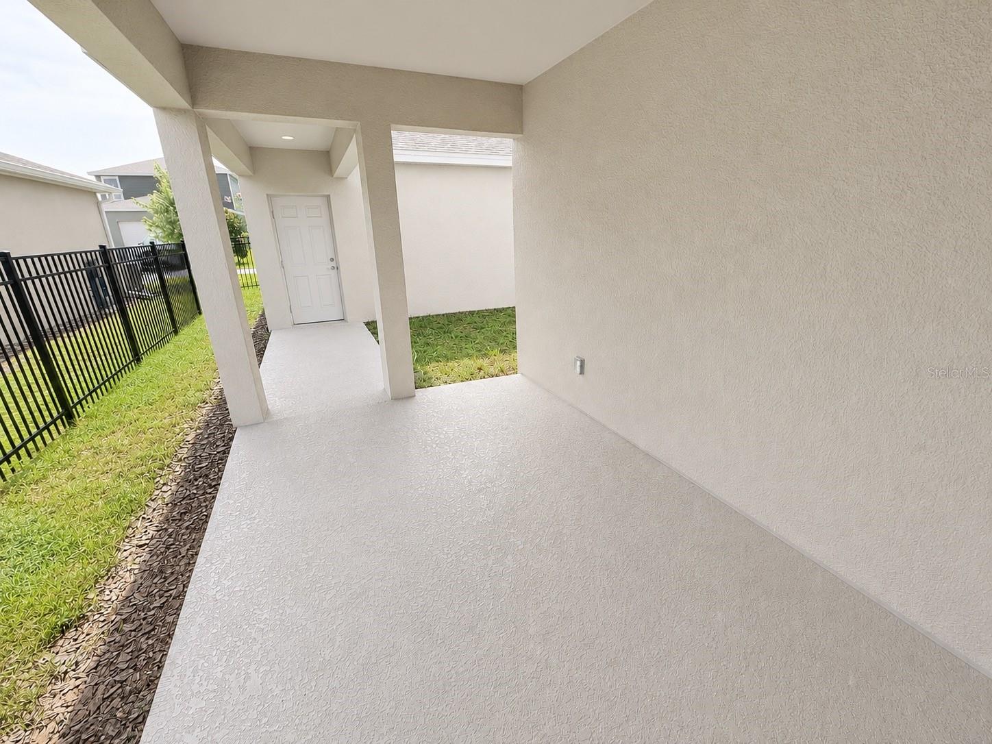 WINDING MDWS - Residential Lease