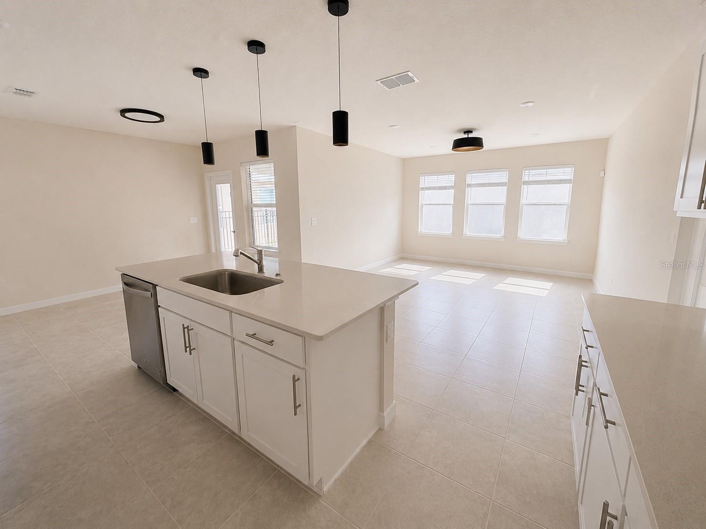 WINDING MDWS - Residential Lease