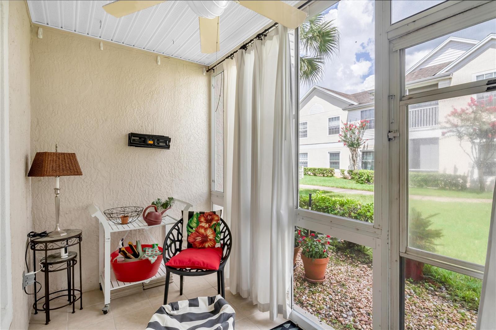 VENTURA, OASIS 2 CONDO PH 3 - Residential