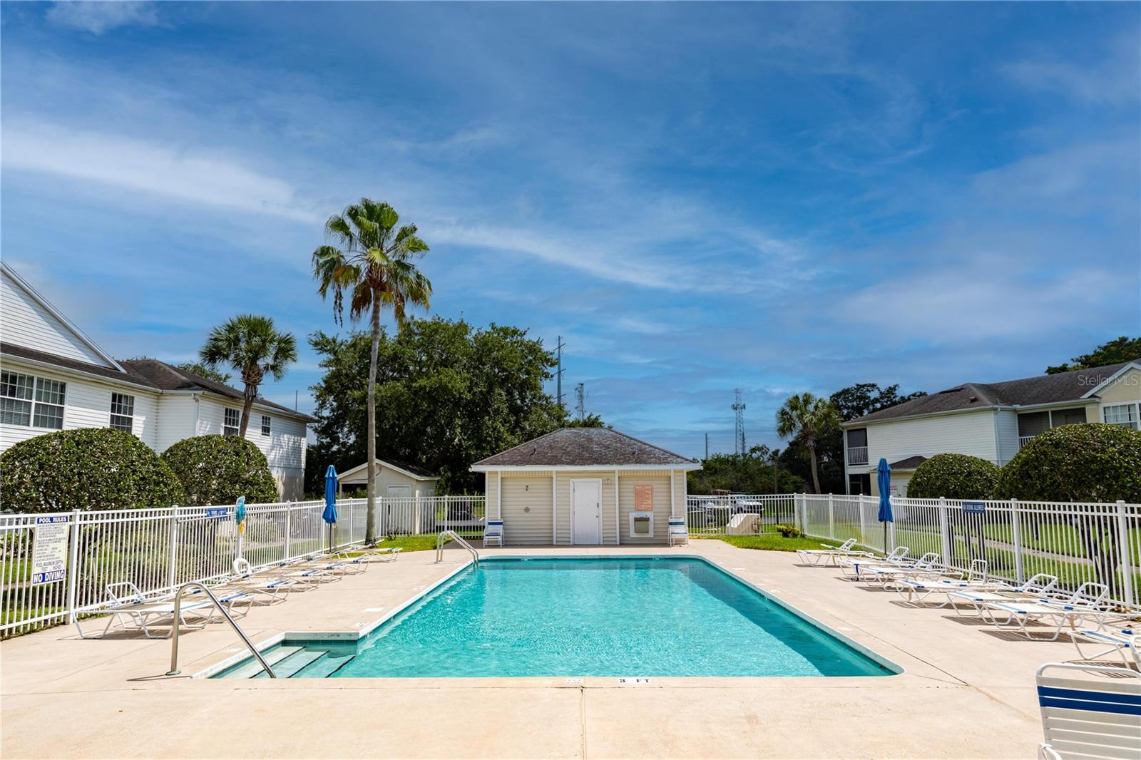 VENTURA, OASIS 2 CONDO PH 3 - Residential