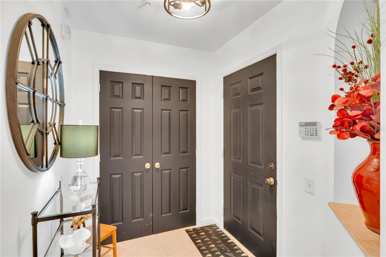 VENTURA, OASIS 2 CONDO PH 3 - Residential