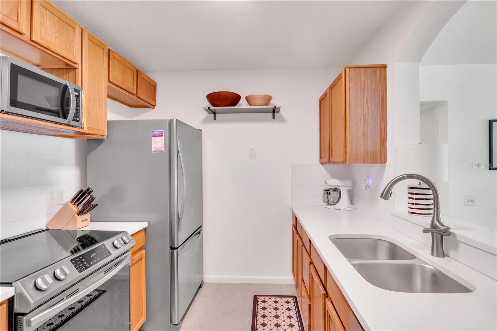 VENTURA, OASIS 2 CONDO PH 3 - Residential