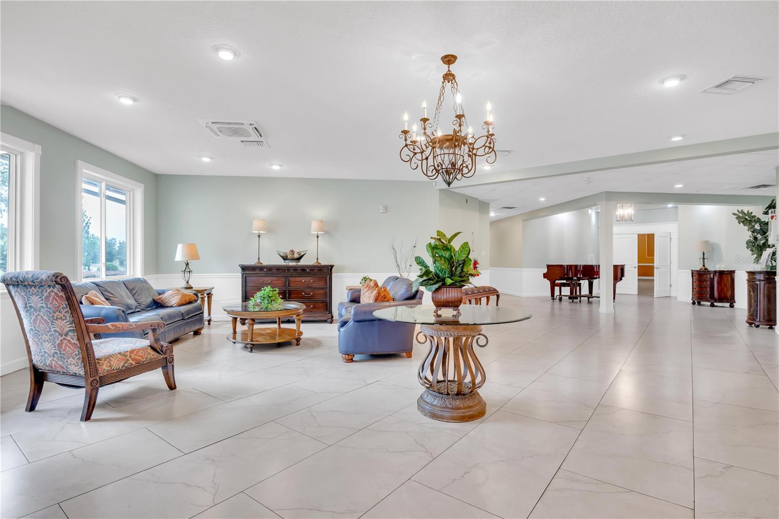 VENTURA, OASIS 2 CONDO PH 3 - Residential