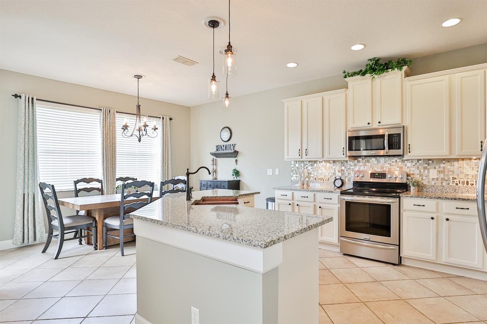 Venetian Bay Ph 1A - Residential