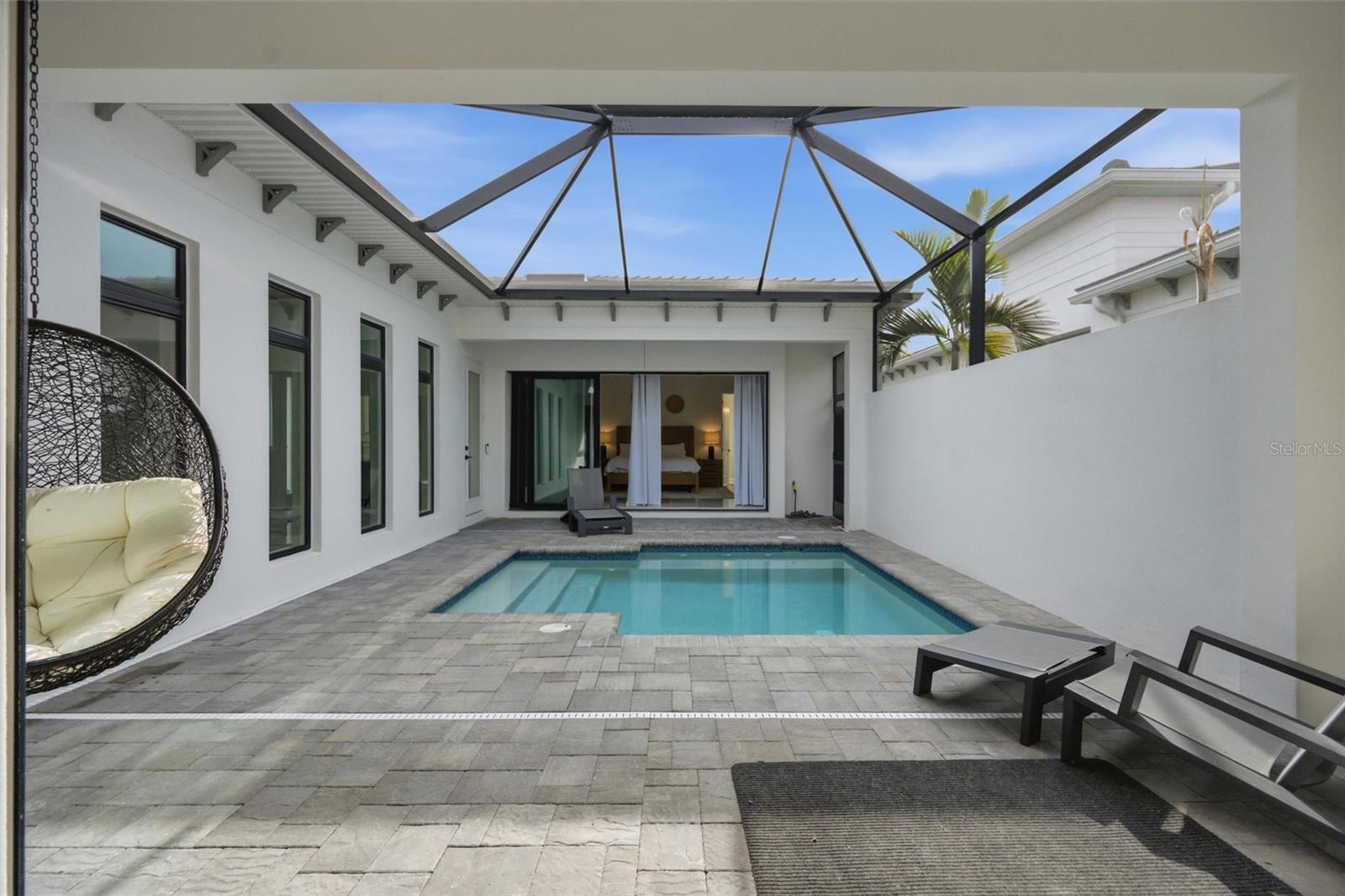 AQUA LAGOON - Residential