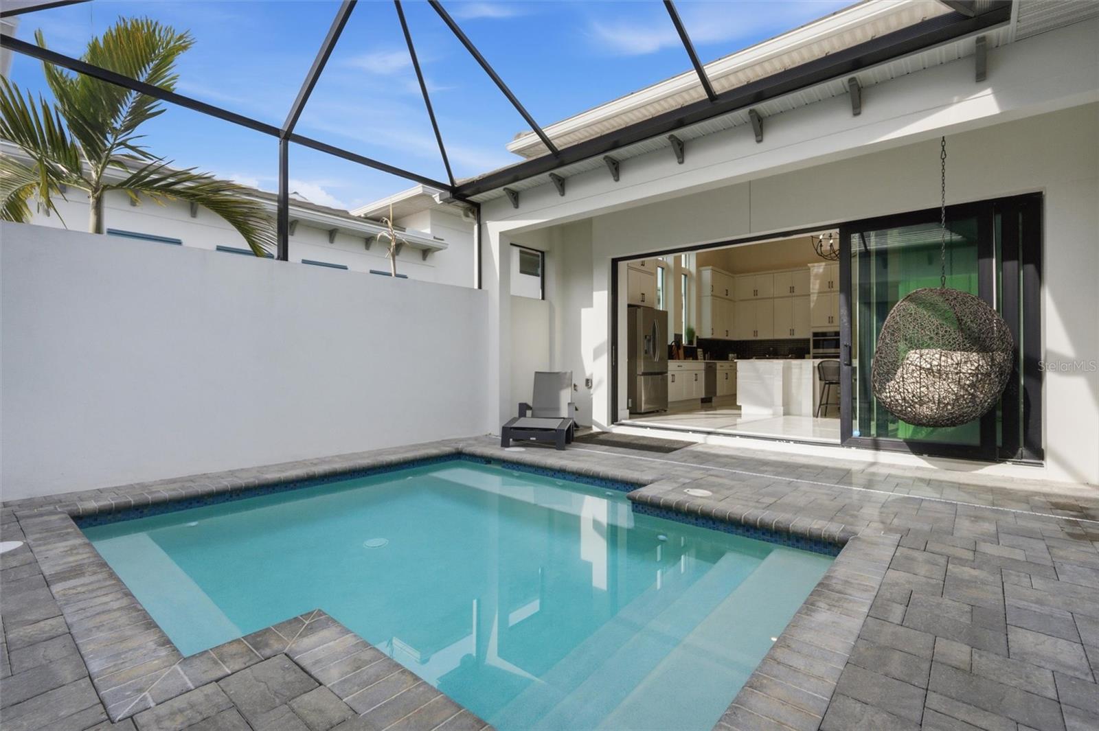 AQUA LAGOON - Residential