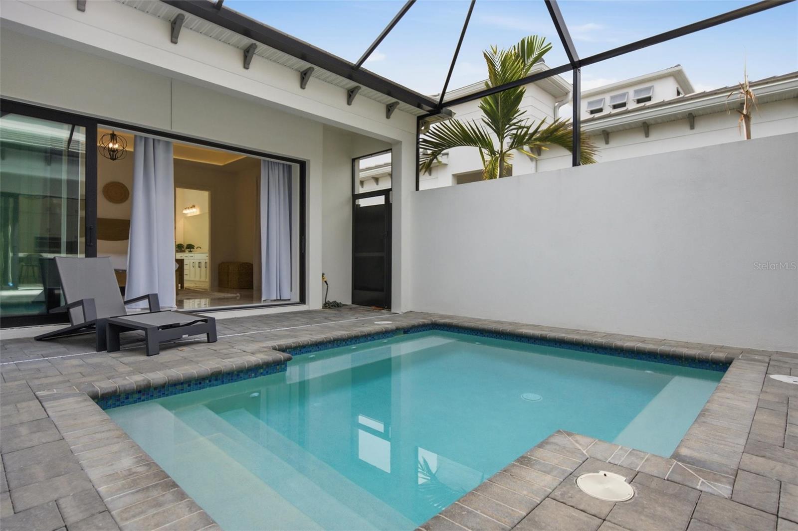 AQUA LAGOON - Residential