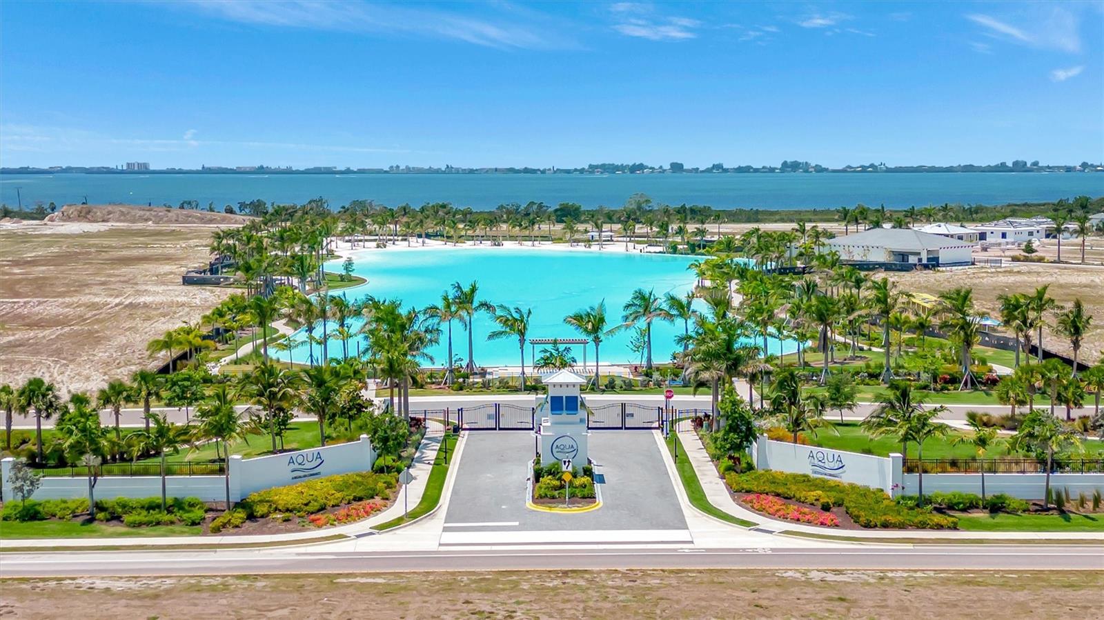 AQUA LAGOON - Residential