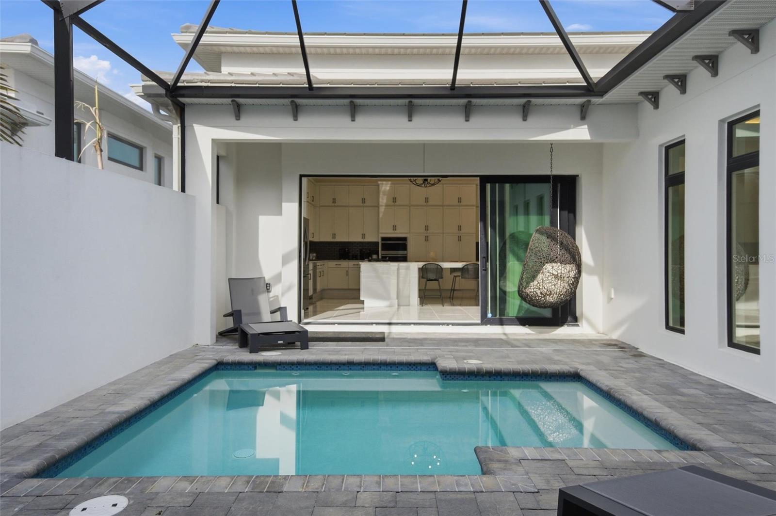 AQUA LAGOON - Residential