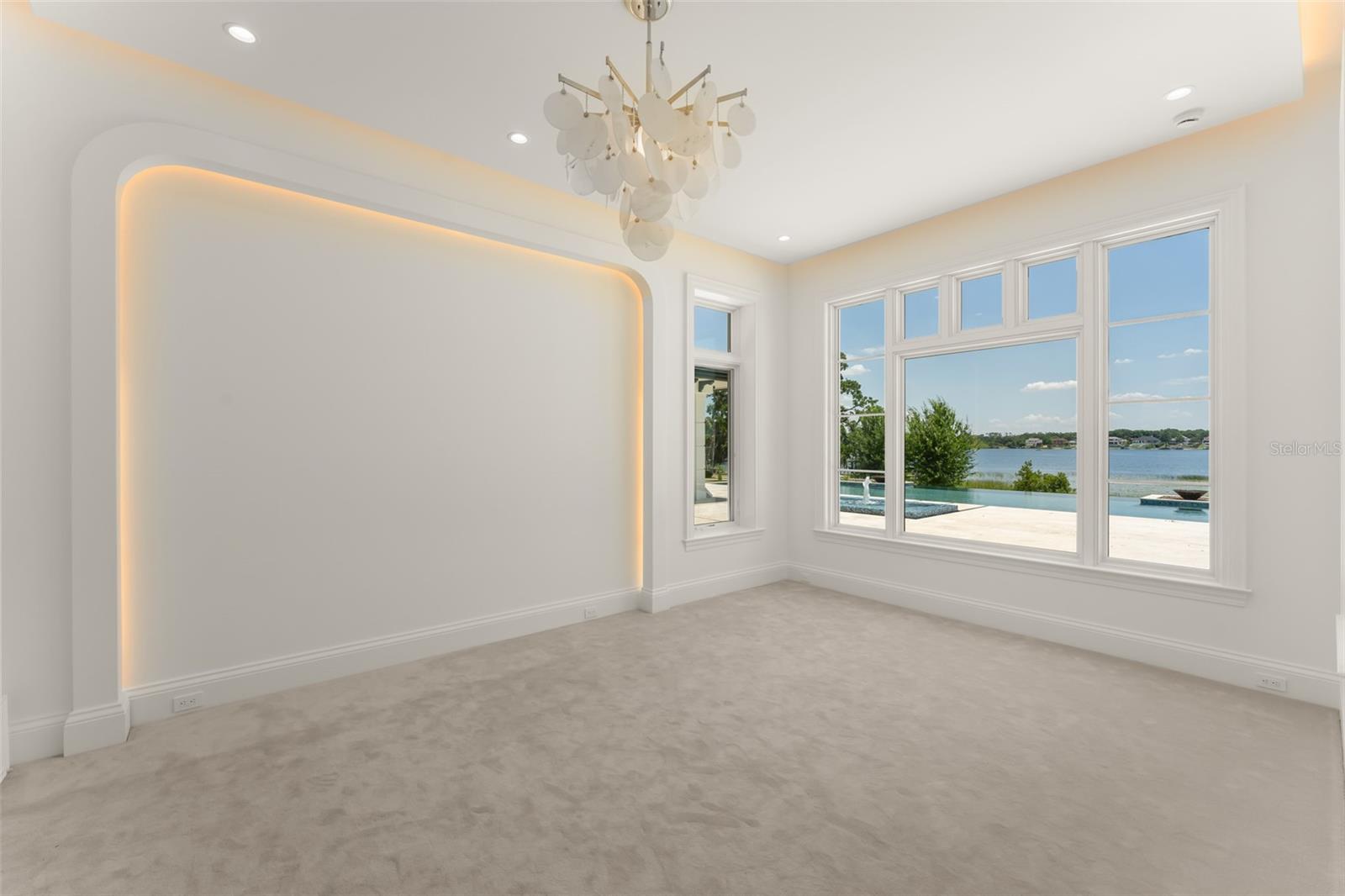 LAKE DOWN POINTE 50 42 - Residential