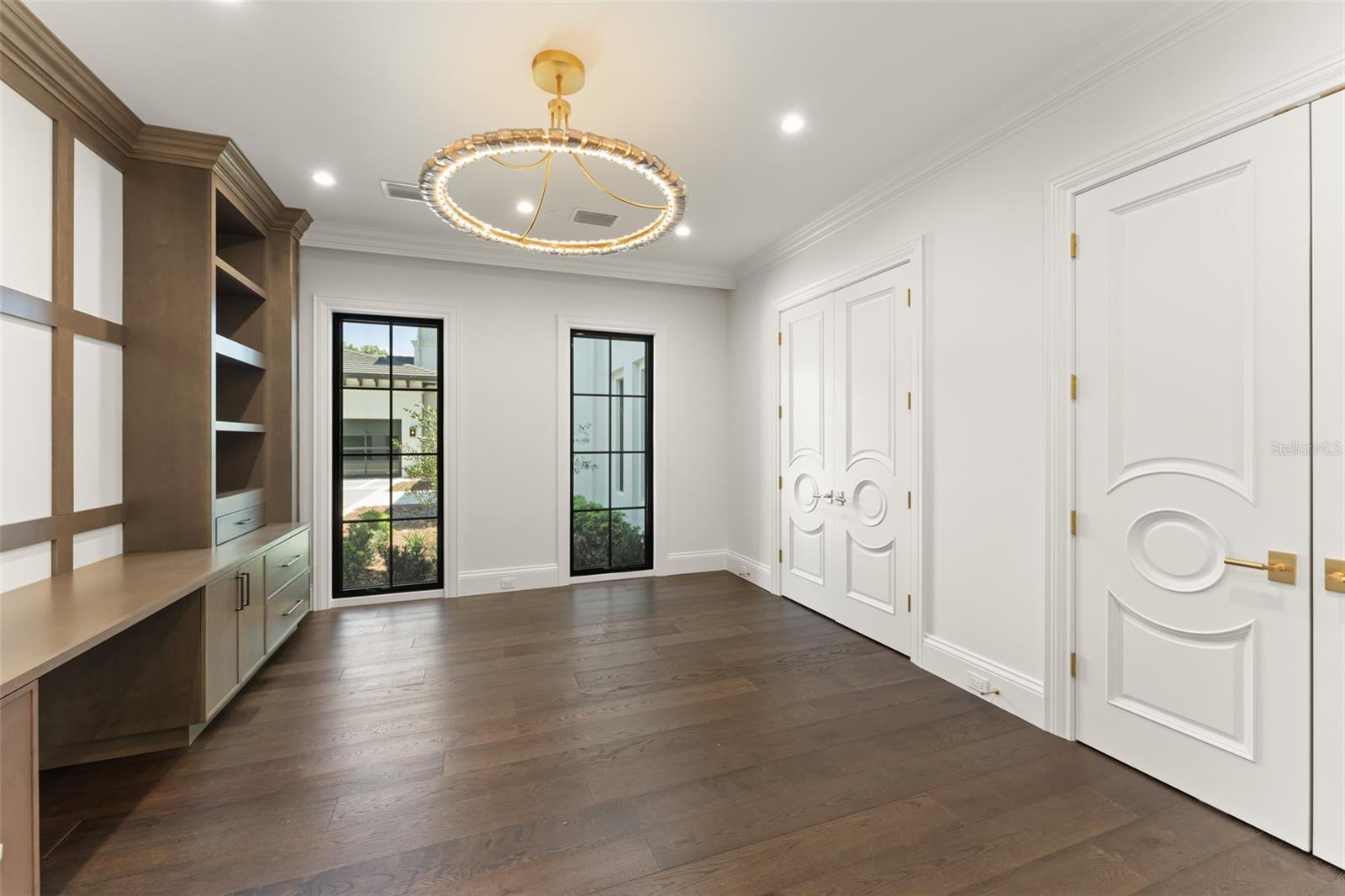 LAKE DOWN POINTE 50 42 - Residential