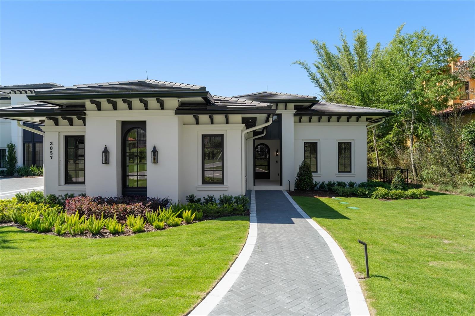 LAKE DOWN POINTE 50 42 - Residential