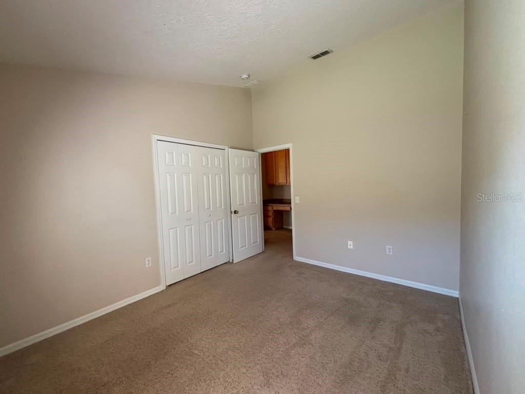 VISTA LAKES VILLAGES N-4 & N-5 - Residential Lease