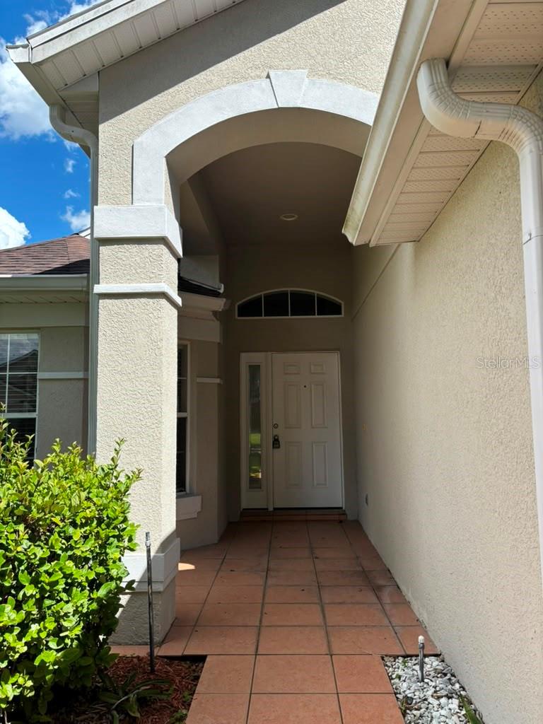 VISTA LAKES VILLAGES N-4 & N-5 - Residential Lease