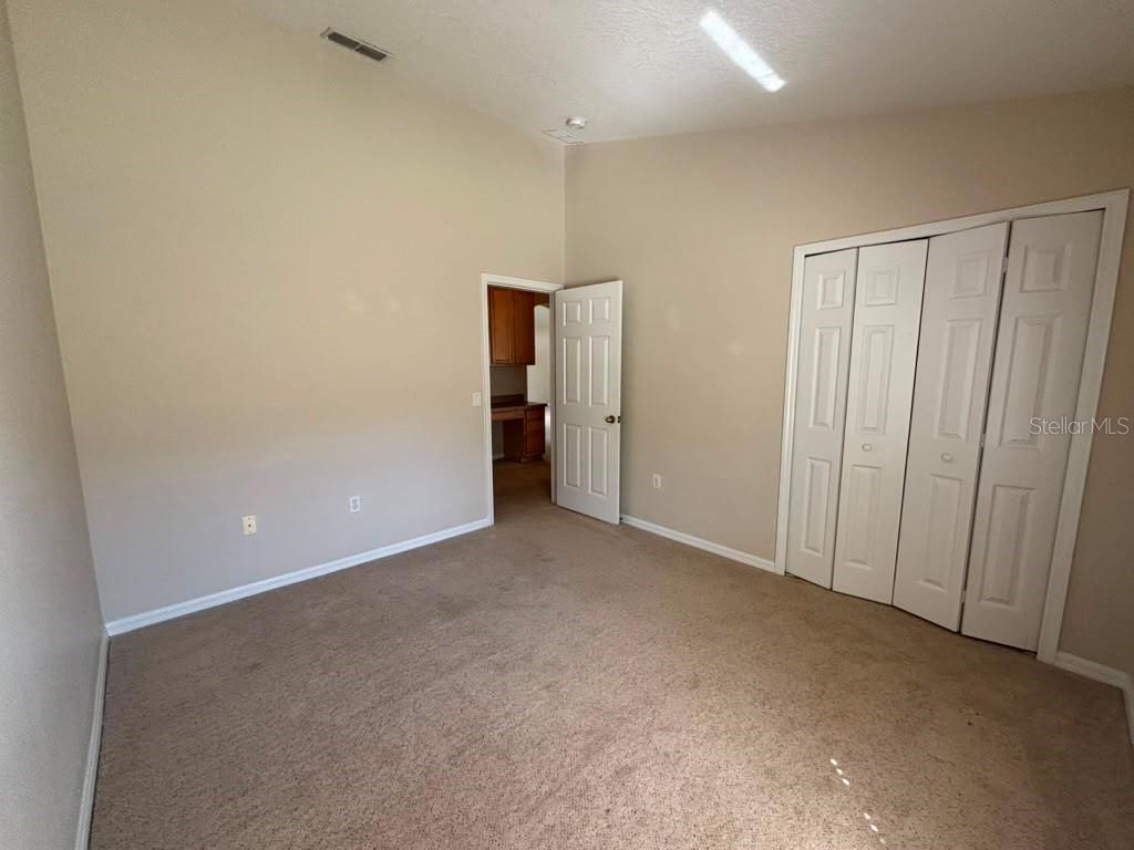 VISTA LAKES VILLAGES N-4 & N-5 - Residential Lease