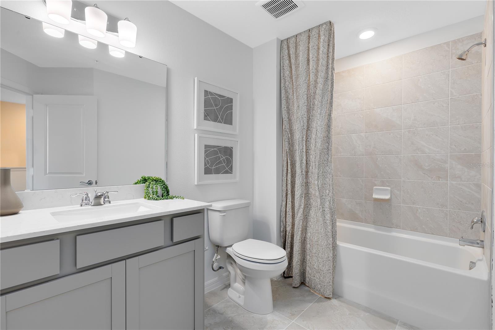 EMERALD POINTE AT BERYL LANDING - Residential