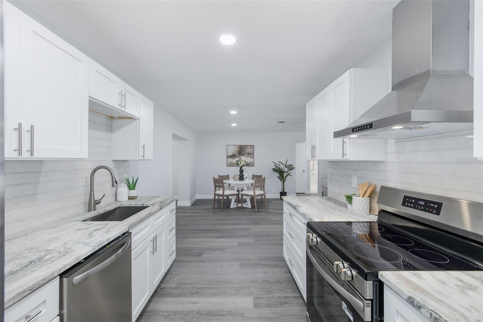 HARBOR PALMS-UNIT TWO - Residential