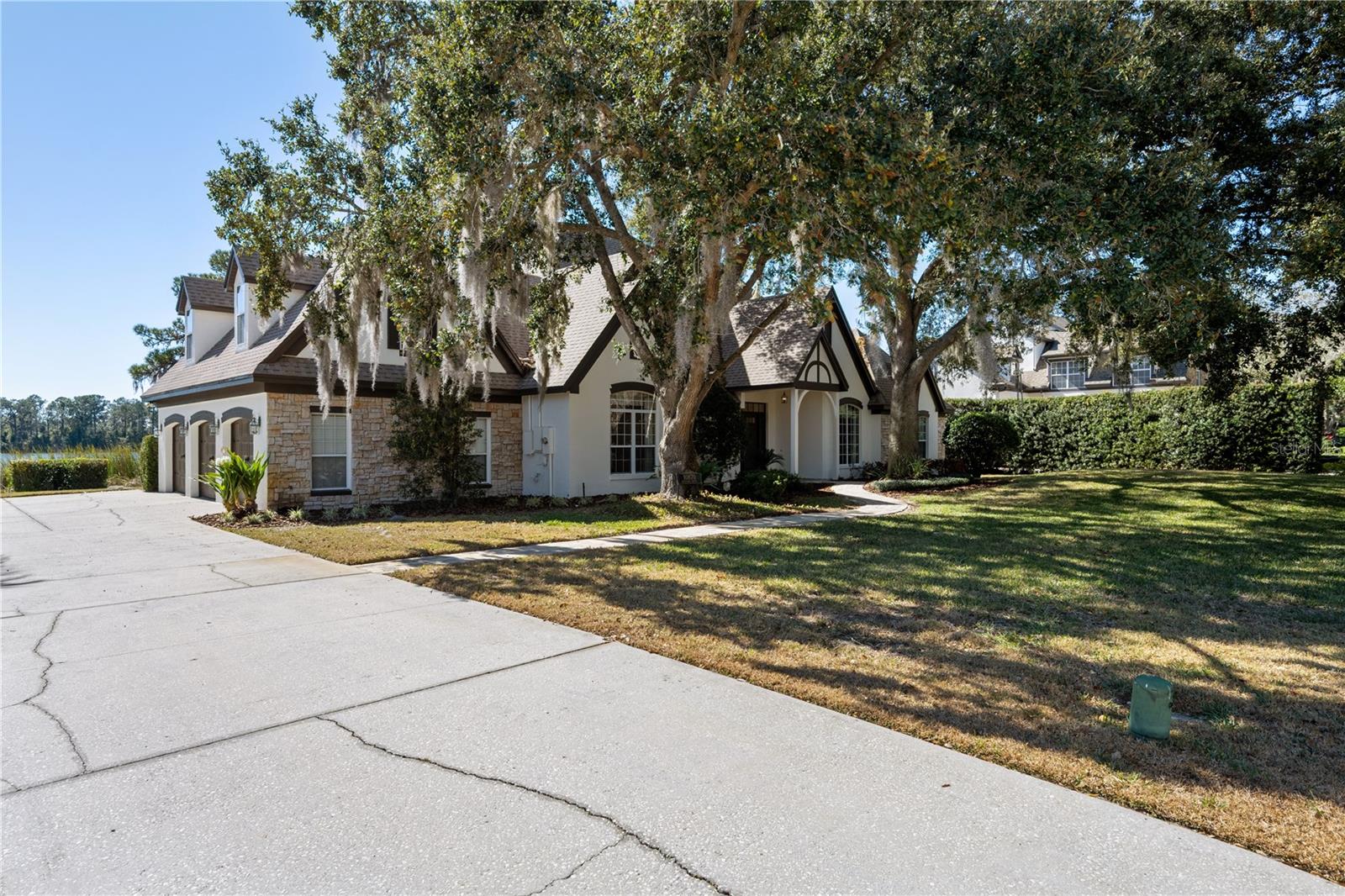 LAKE DOWN ESTATES - Residential
