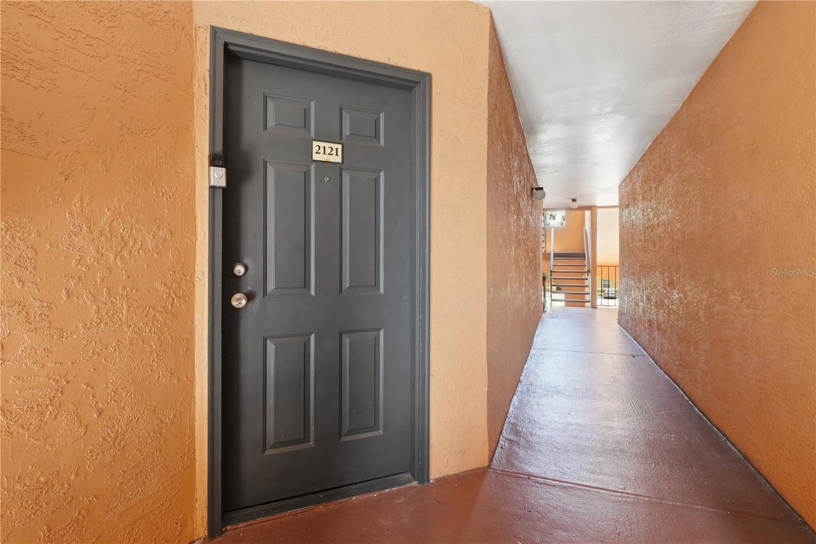 VENETIAN PLACE - Residential