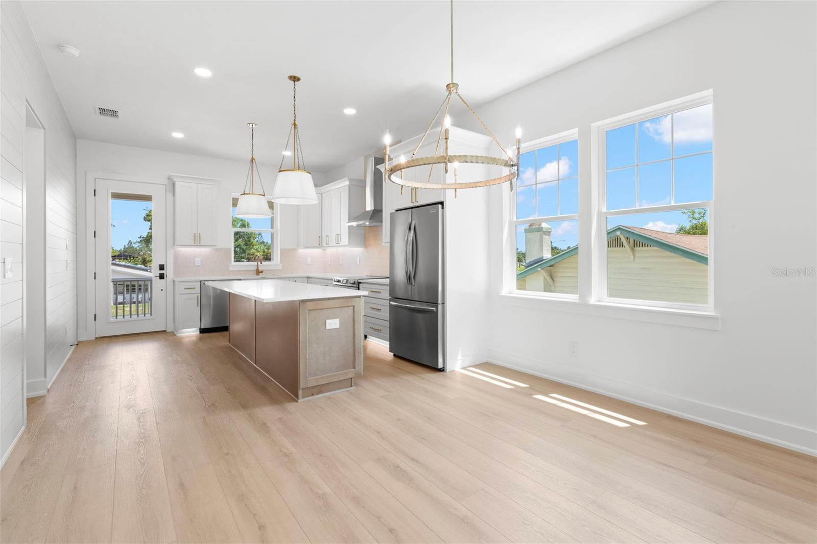 SHOREACRES CENTER - Residential