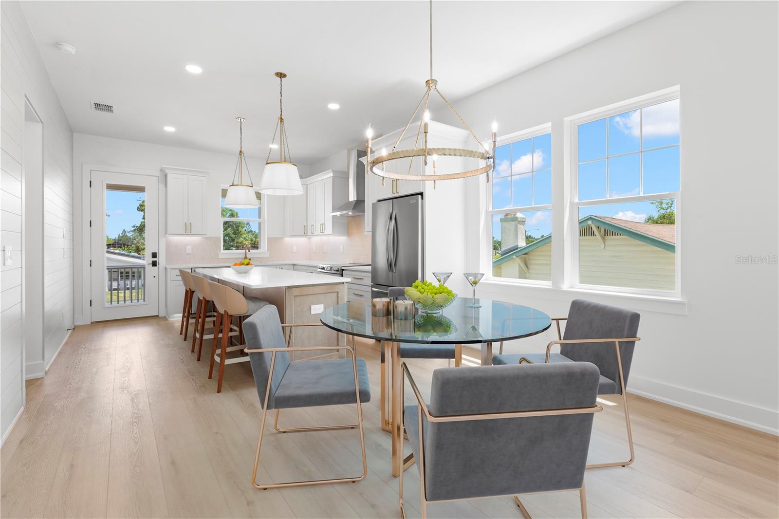 SHOREACRES CENTER - Residential