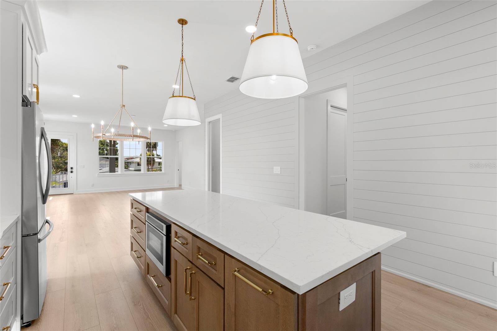 SHOREACRES CENTER - Residential