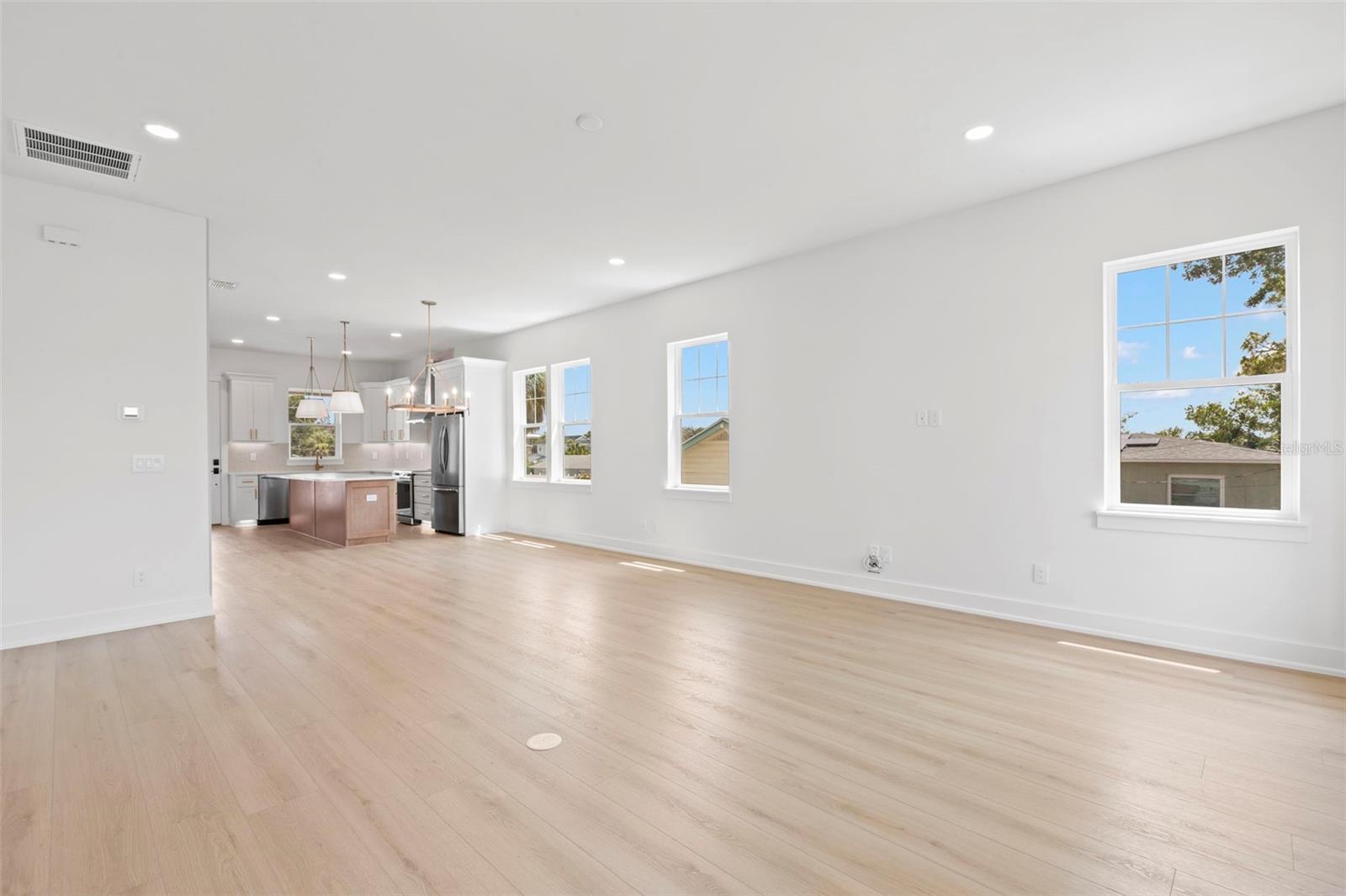 SHOREACRES CENTER - Residential