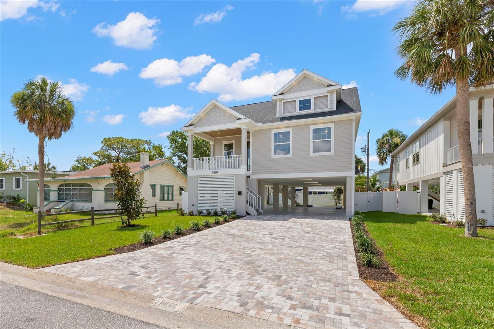 SHOREACRES CENTER - Residential