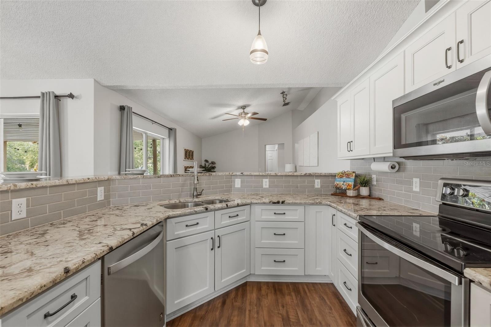 SPRING HILL - Residential