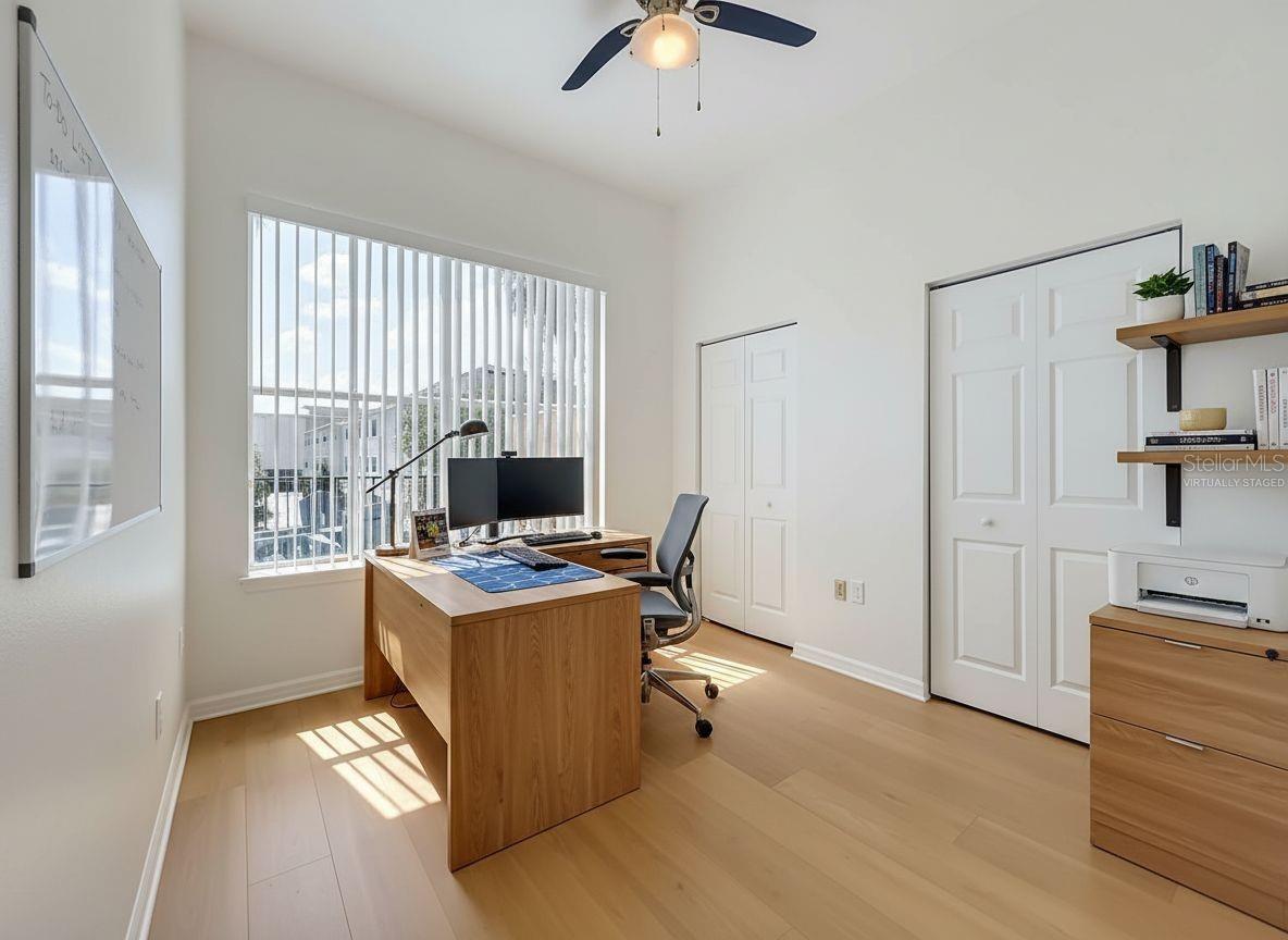 AVALON PARK LIVE/WORK UNS - Residential Lease