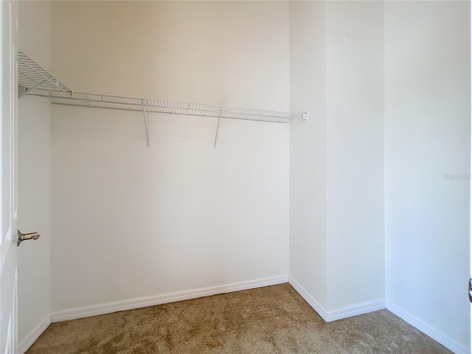 AVALON PARK LIVE/WORK UNS - Residential Lease