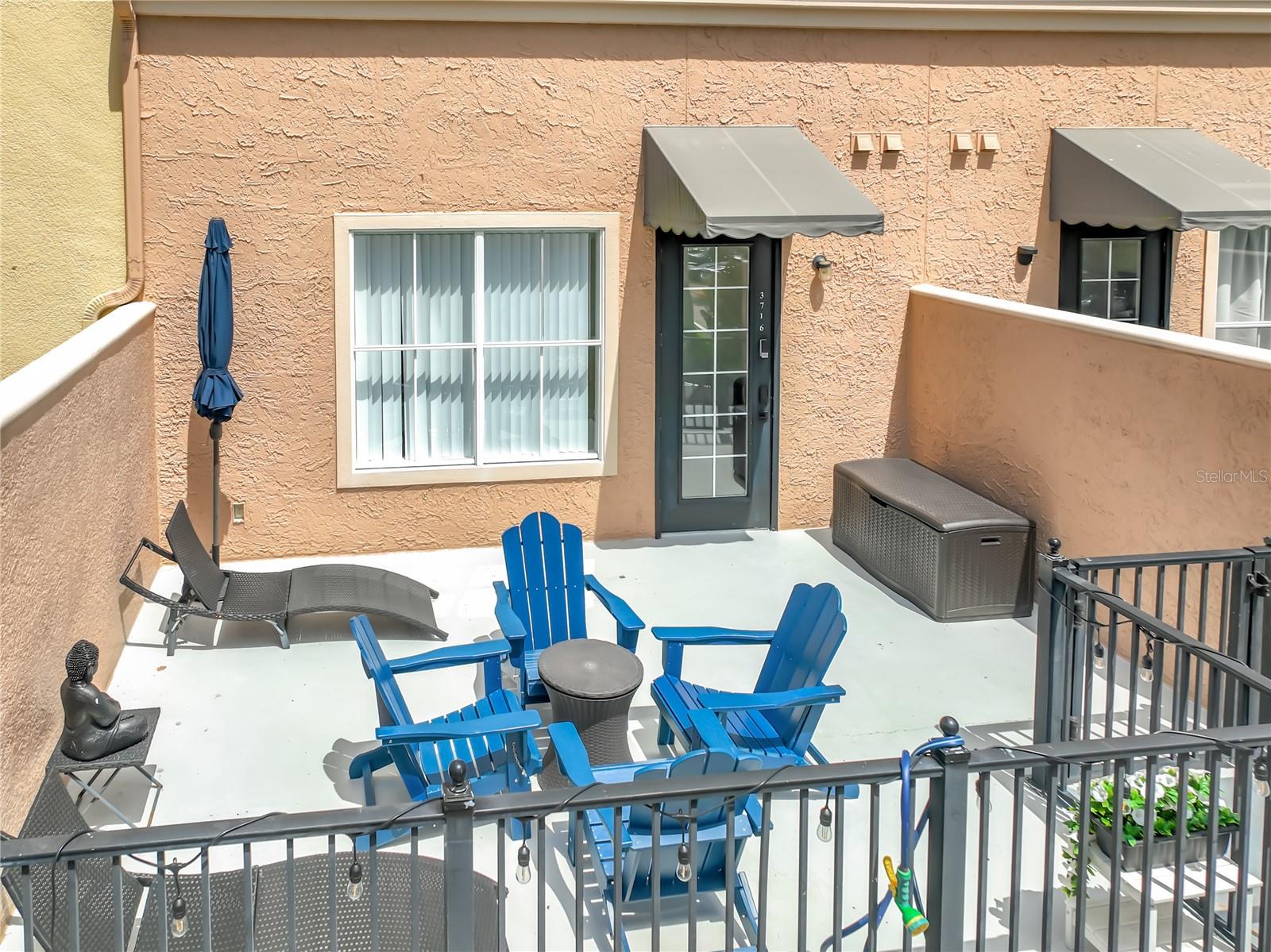 AVALON PARK LIVE/WORK UNS - Residential Lease