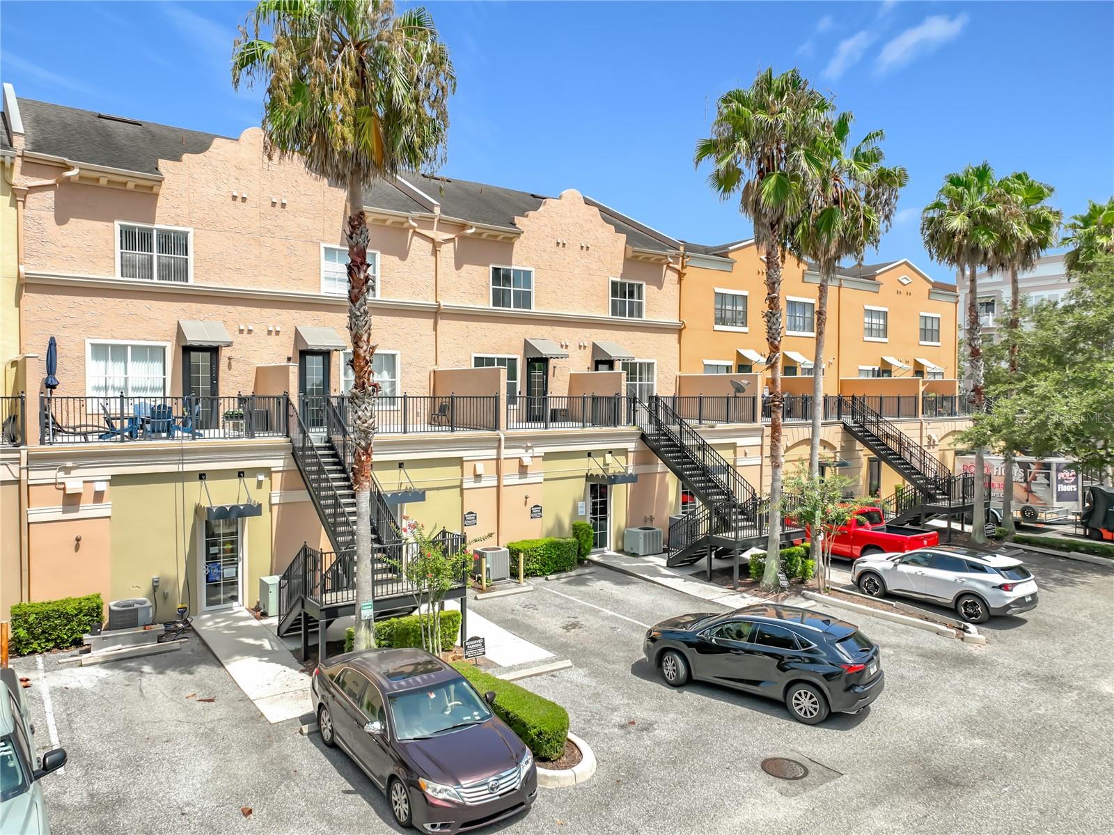 AVALON PARK LIVE/WORK UNS - Residential Lease