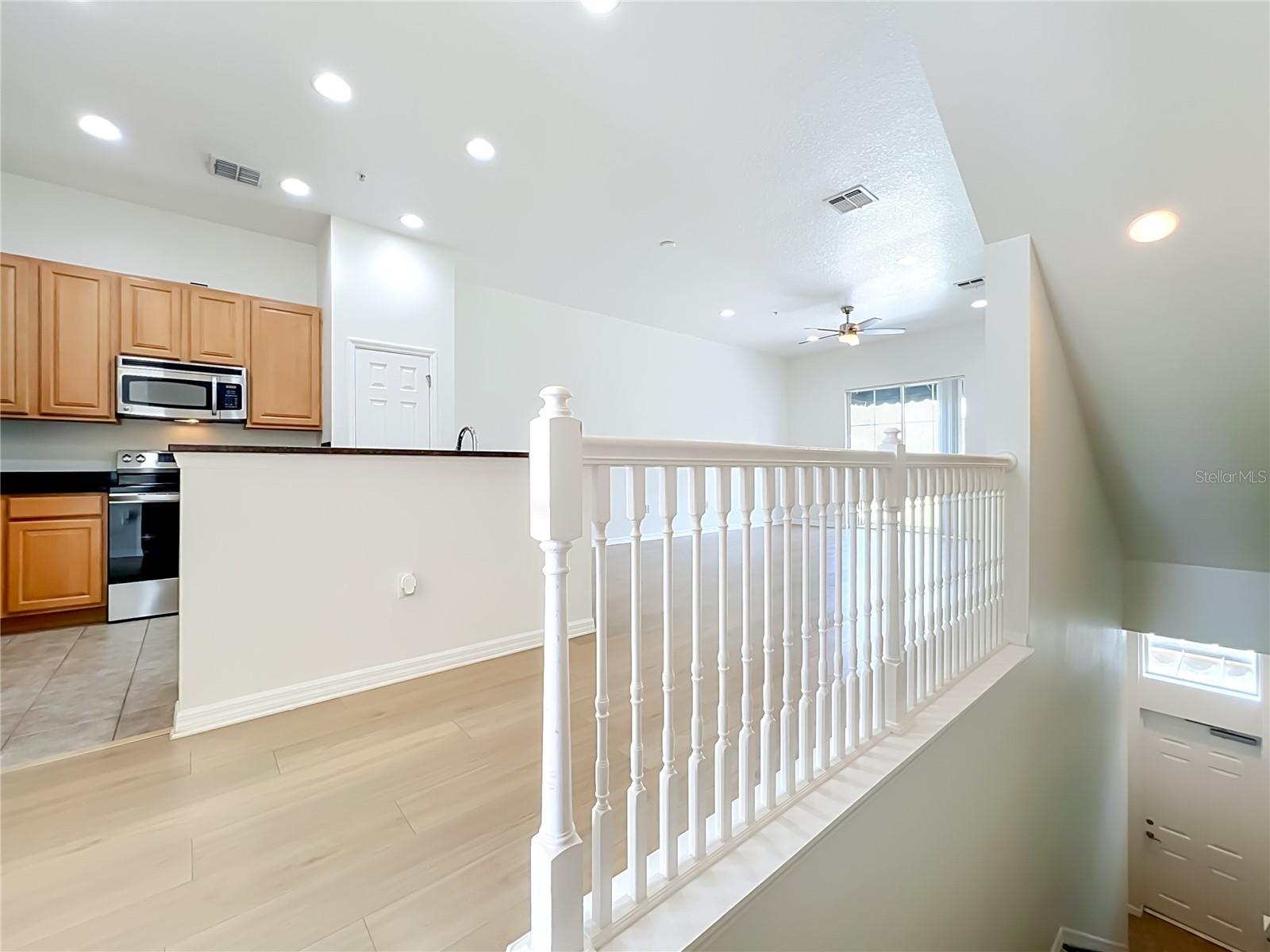 AVALON PARK LIVE/WORK UNS - Residential Lease