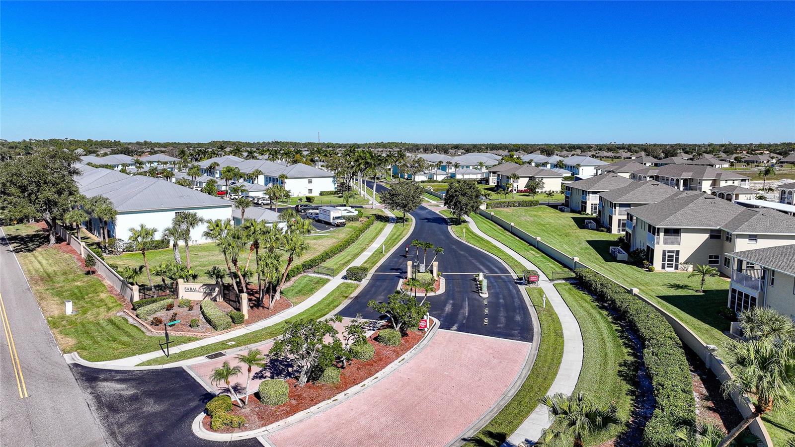 LINKSIDE - Residential