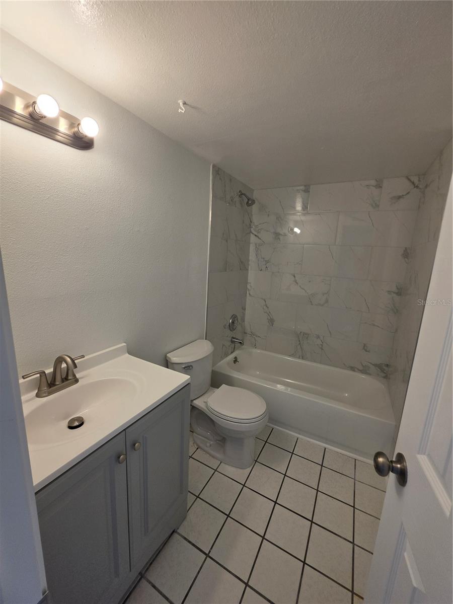 ROYAL RICHEY VILLAGE CONDO 01 - Residential