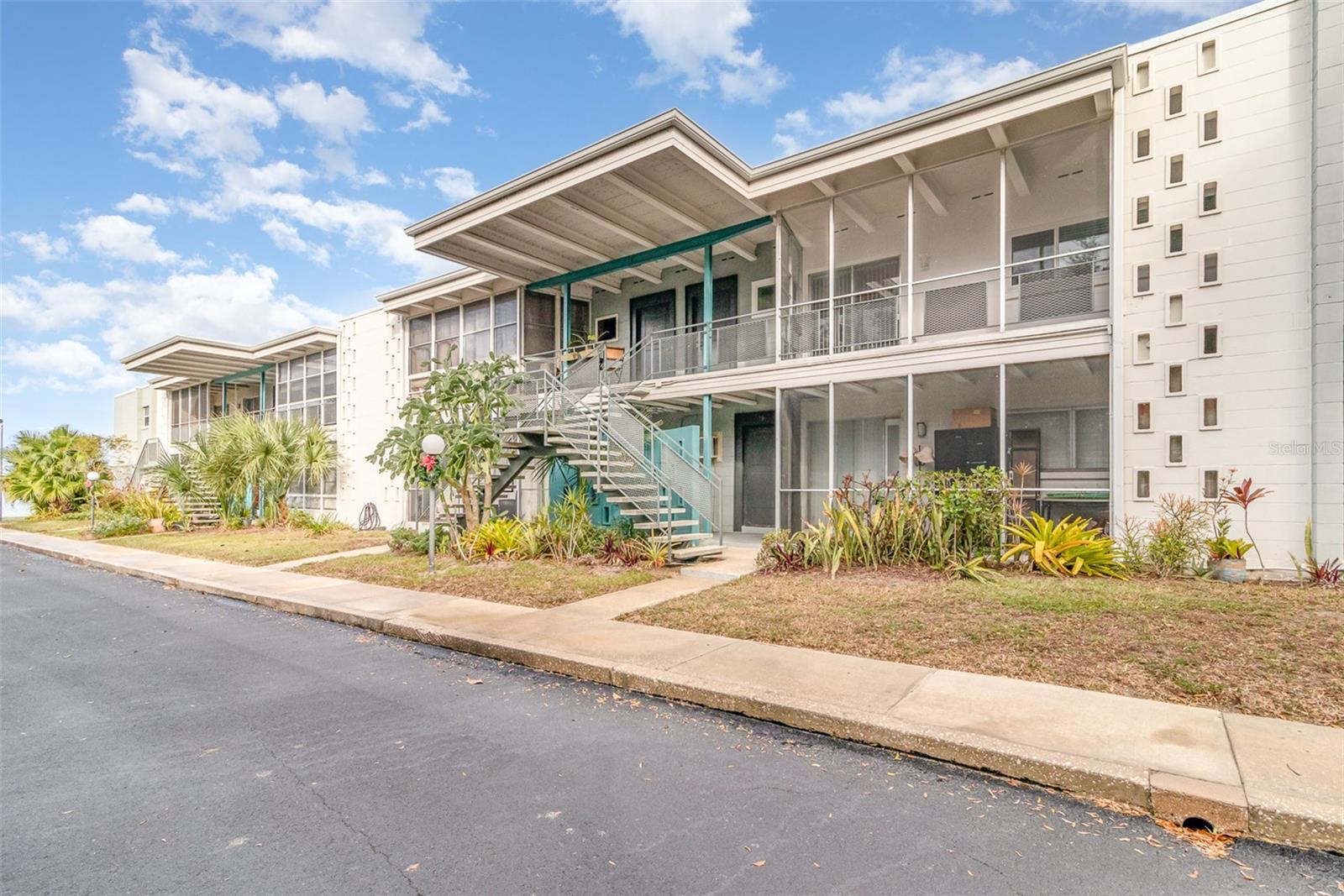LAKE KILLARNEY CONDO - Residential Lease