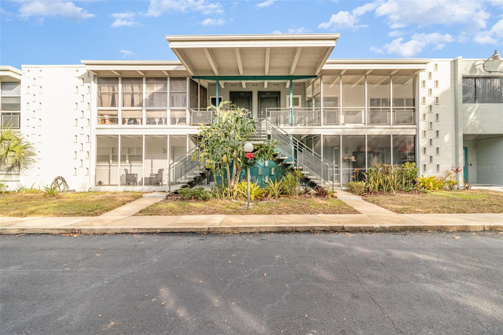 LAKE KILLARNEY CONDO - Residential Lease