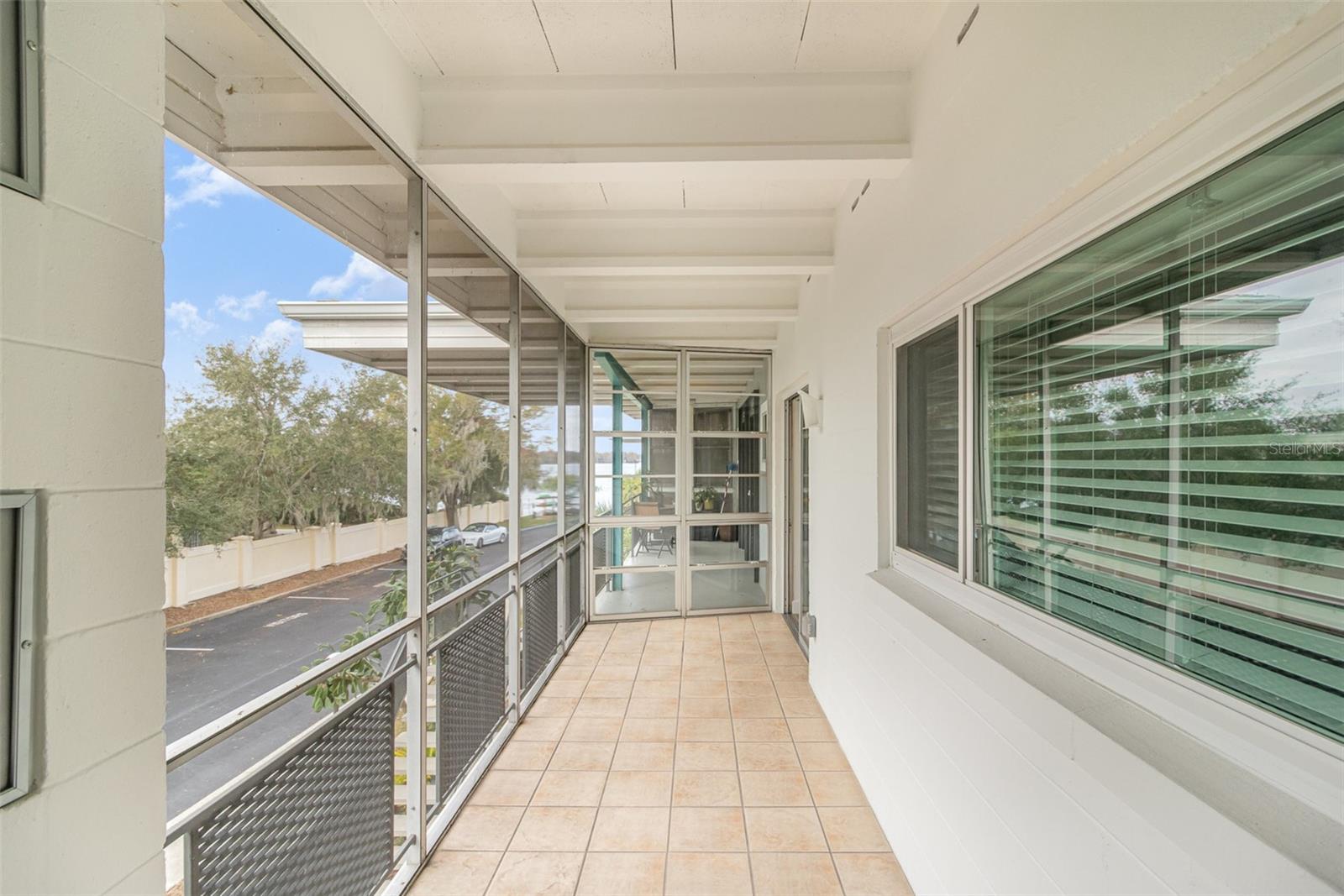 LAKE KILLARNEY CONDO - Residential Lease