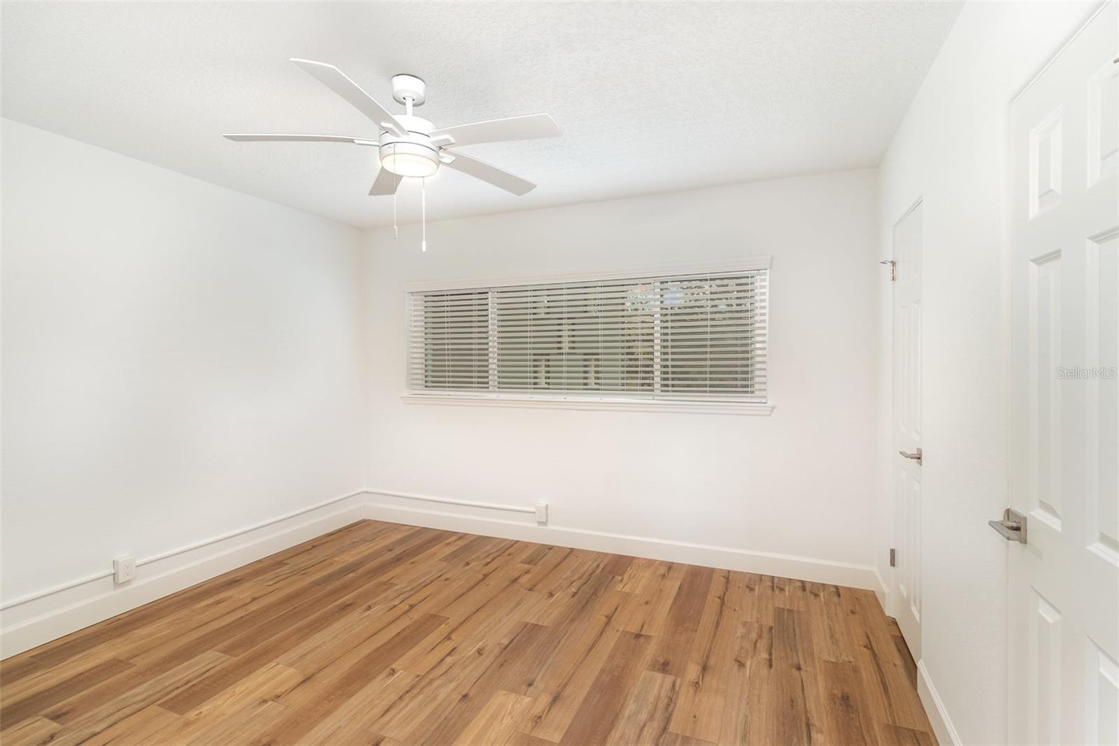 LAKE KILLARNEY CONDO - Residential Lease