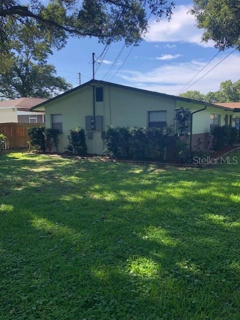 LAKE PALMS SEC 2 - Residential Lease