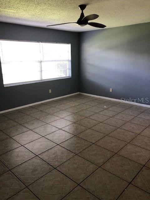 LAKE PALMS SEC 2 - Residential Lease