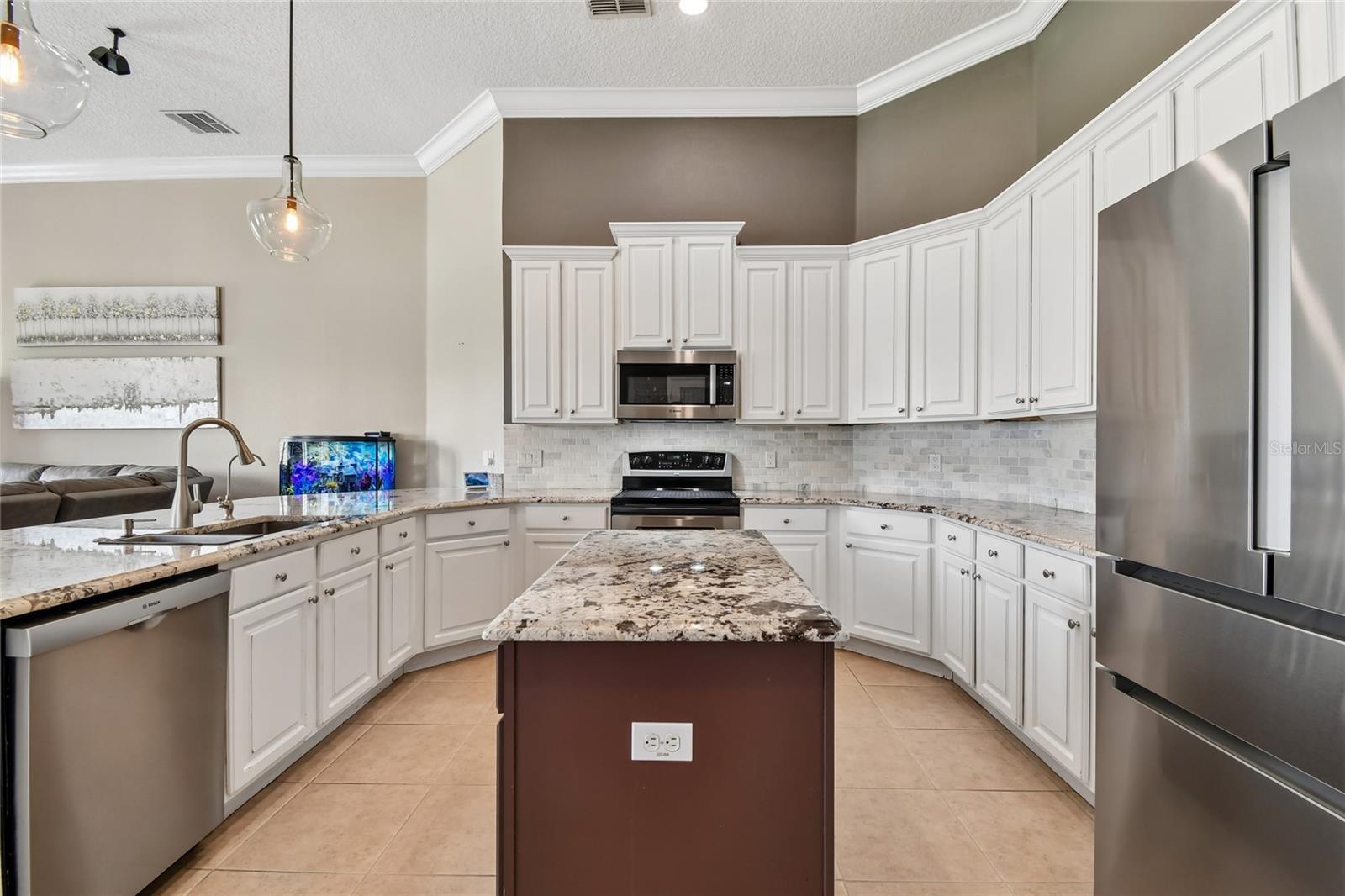 LIVE OAK RESERVE UNIT THREE - Residential