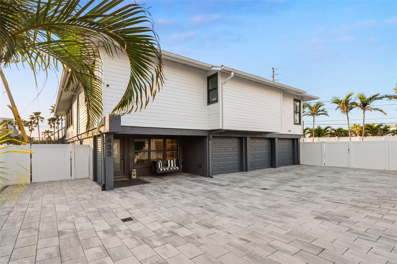 DUNEDIN CAUSEWAY CENTER - Commercial Sale