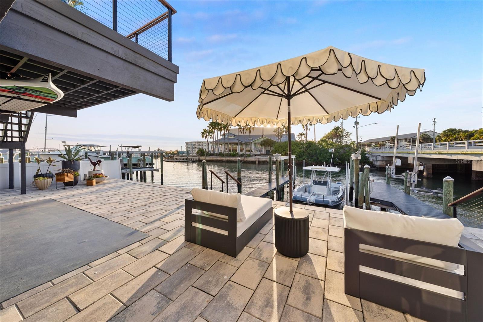 DUNEDIN CAUSEWAY CENTER - Commercial Sale
